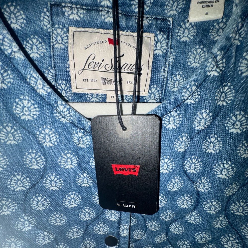 Levi's Blue Patterned Bomber Jacket NWT - image 2